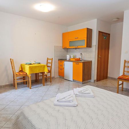 Apartments Baricevic Bol Zewnętrze zdjęcie