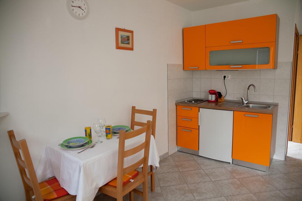 Apartments Baricevic Bol Zewnętrze zdjęcie